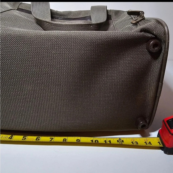 hartmann beige Ballistic Nylon overnight train case Weekender Duffle Travel Bag - Picture 9 of 11